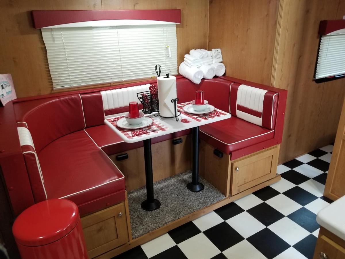 Umpqua'S Last Resort - Wilderness Cabins, Rv Park & Glamping Idleyld Park Екстериор снимка