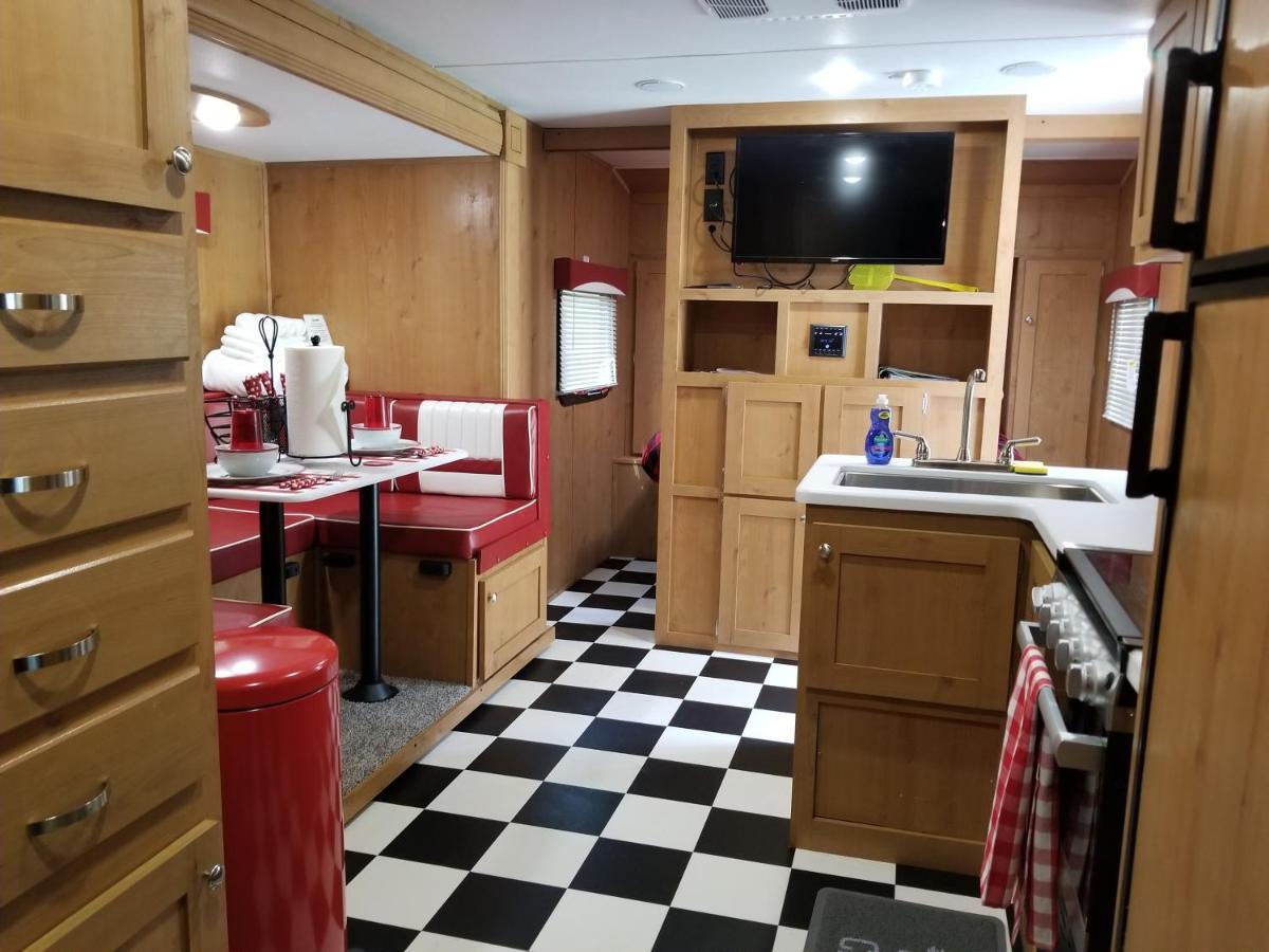 Umpqua'S Last Resort - Wilderness Cabins, Rv Park & Glamping Idleyld Park Екстериор снимка